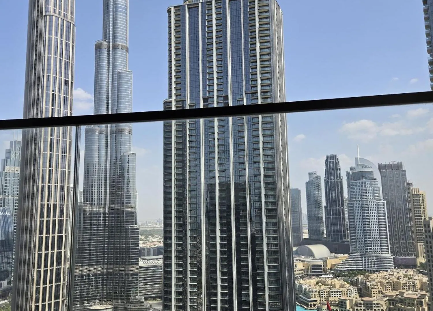 Full Burj Khalifa View, Near Dubai Fountain, Dubai Mall In Downtown United Arab Emirates